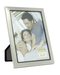 Ramka metalowa 13x18cm B105C