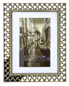 Ramka metalowa dekoracyjna 15x20cm RM0968G