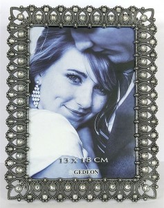 Ramka metalowa dekoracyjna 13x18cm RM1057S