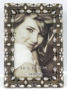 Ramka metalowa dekoracyjna 10x15cm RM1646G