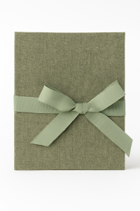 Album typu "jamnik" 15x21/12 LP68 LINEN OLIVE